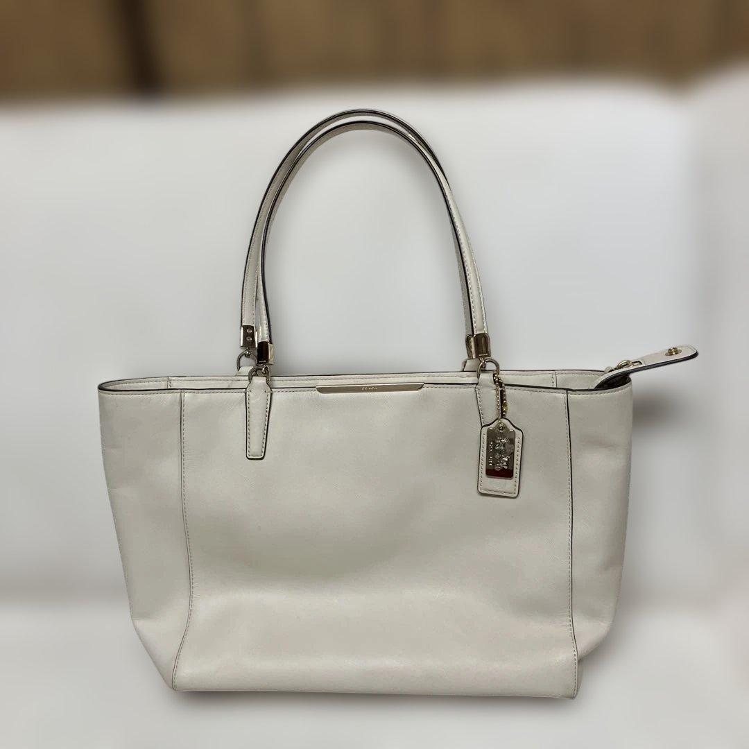 COACH ホワイト ハンドバッグ　65番