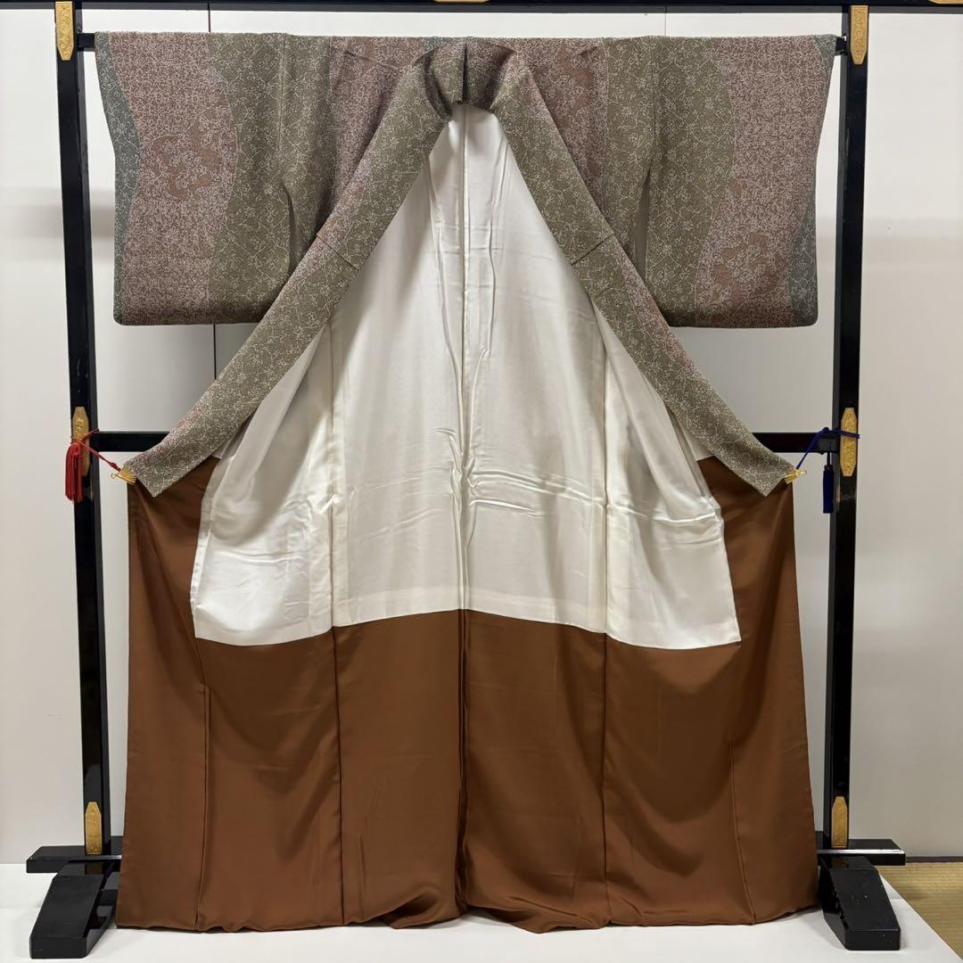 裄67.5 よろけの縞模様 花唐草 縮緬 小紋 正絹 AK-4004