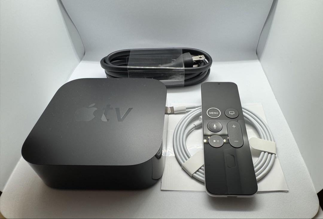 Apple TV スペースグレー 本体とリモコン