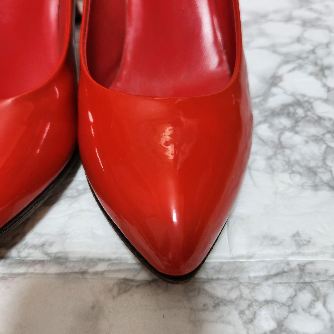 GUCCI　エナメル　赤　レッド　ポインテッドトゥ　パンプス GUCCI エナメル 赤 レッド ポインテッドトゥ パンプス - メルカリ