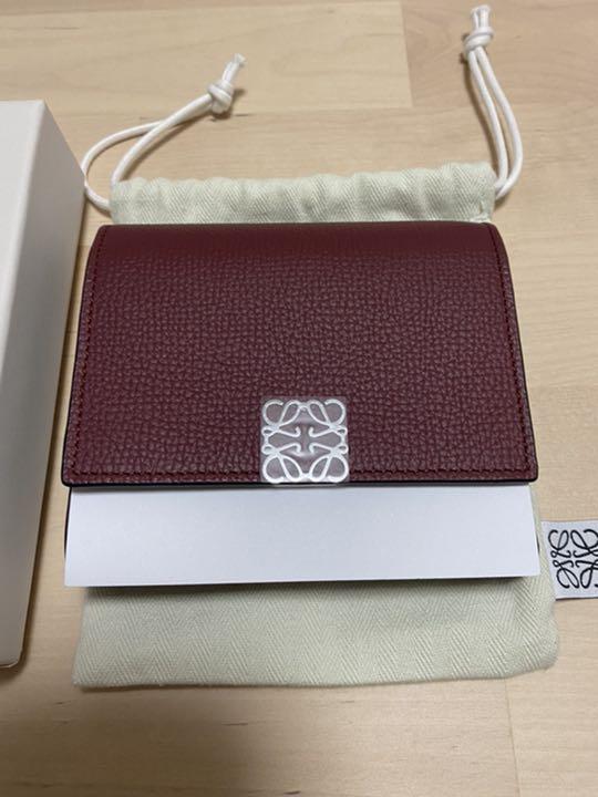 低価高品質┽ 新品 8 cc ウォレット ベリー ABalH-m86024147180 LOEWE ロエベ アナグラム スクエア 大人気高品質
