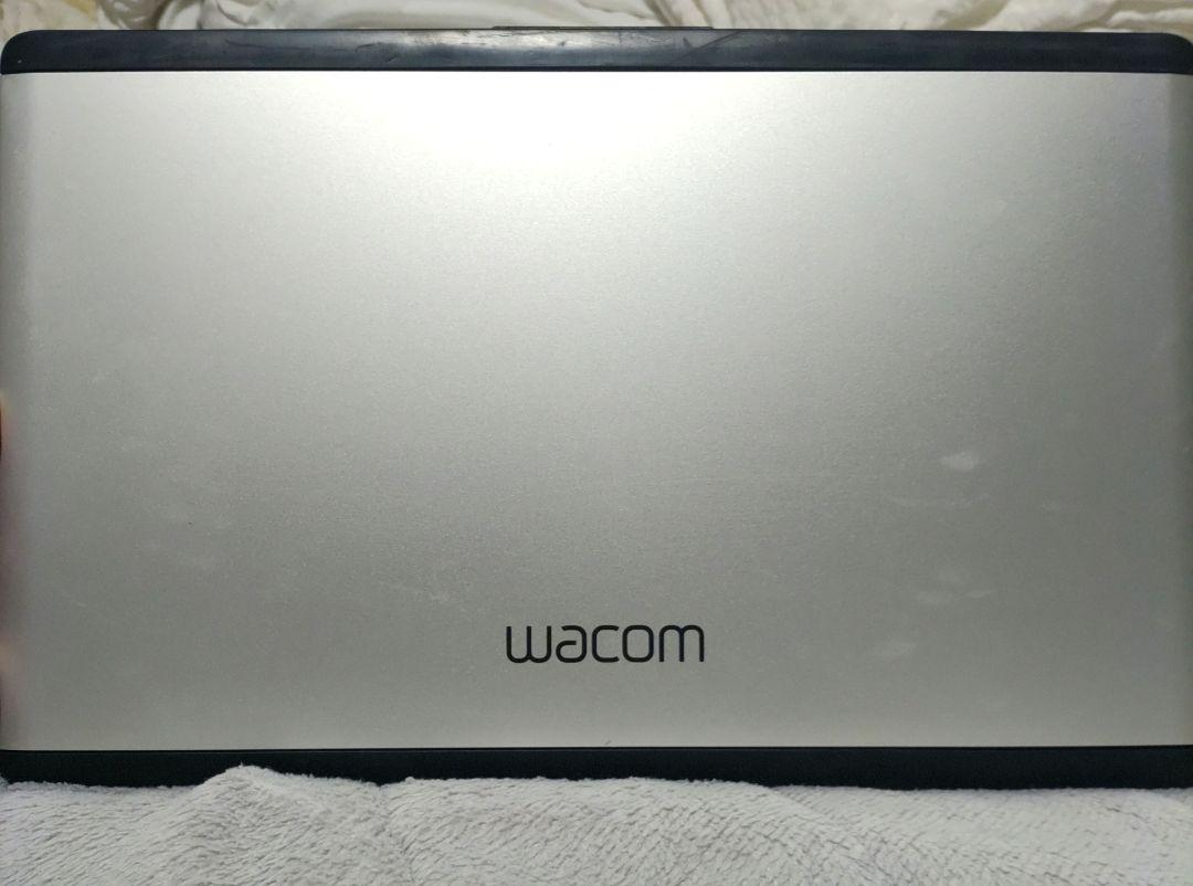 Amazon.co.jp: ワコム 液タブ 液晶ペンタブレット 13.3フルHD