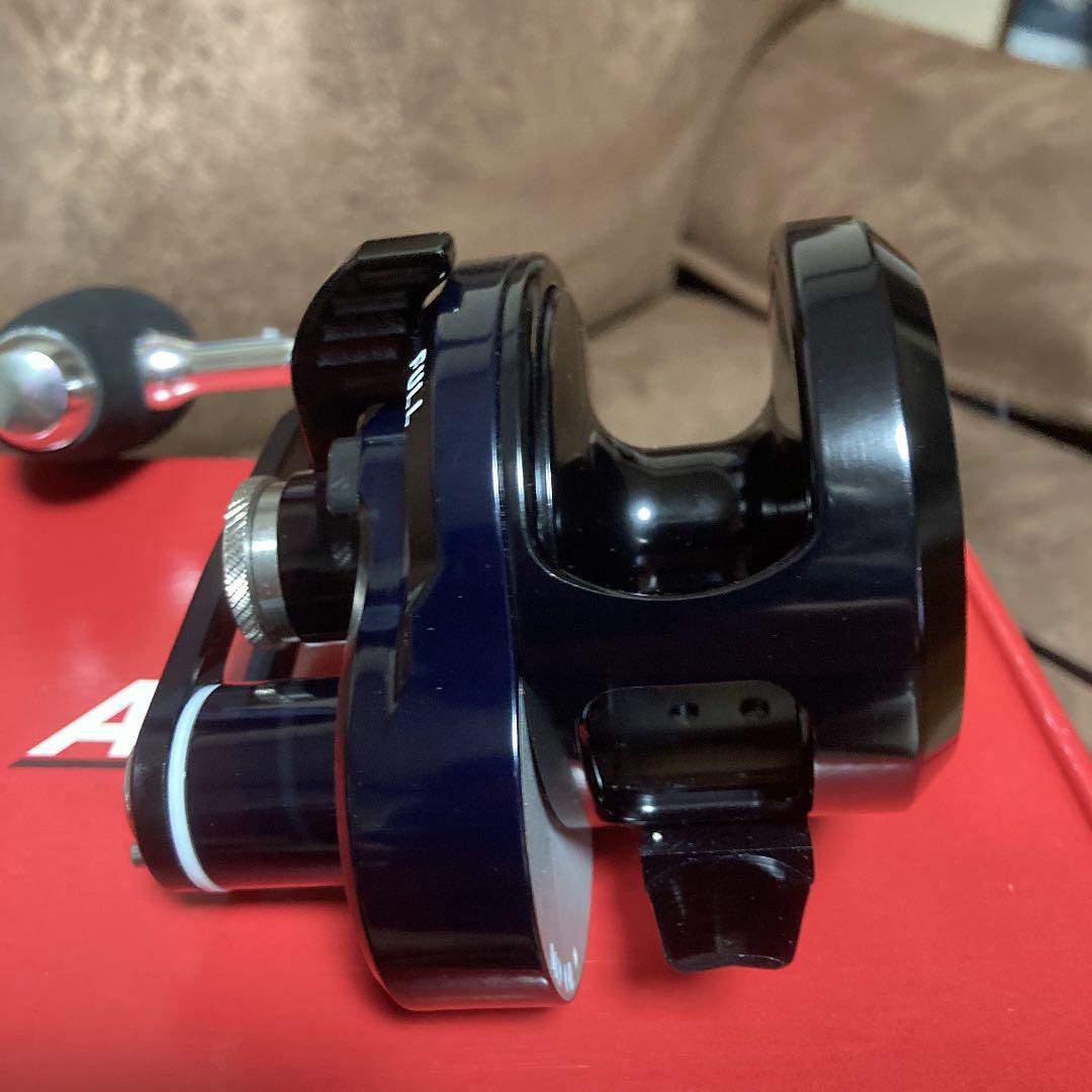 ジギングリール アキュレート FX-500XN-B 未使用