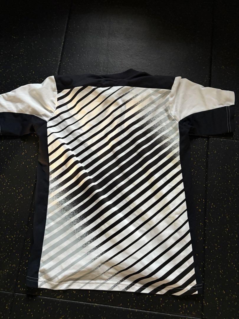 umbro PRO TRAINING L 半袖ウェア