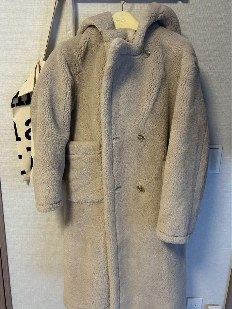 【her lip to】Fleur Shearling Boa Coat