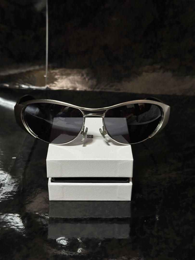 小物 Gucci 00s Logo Sunglasses