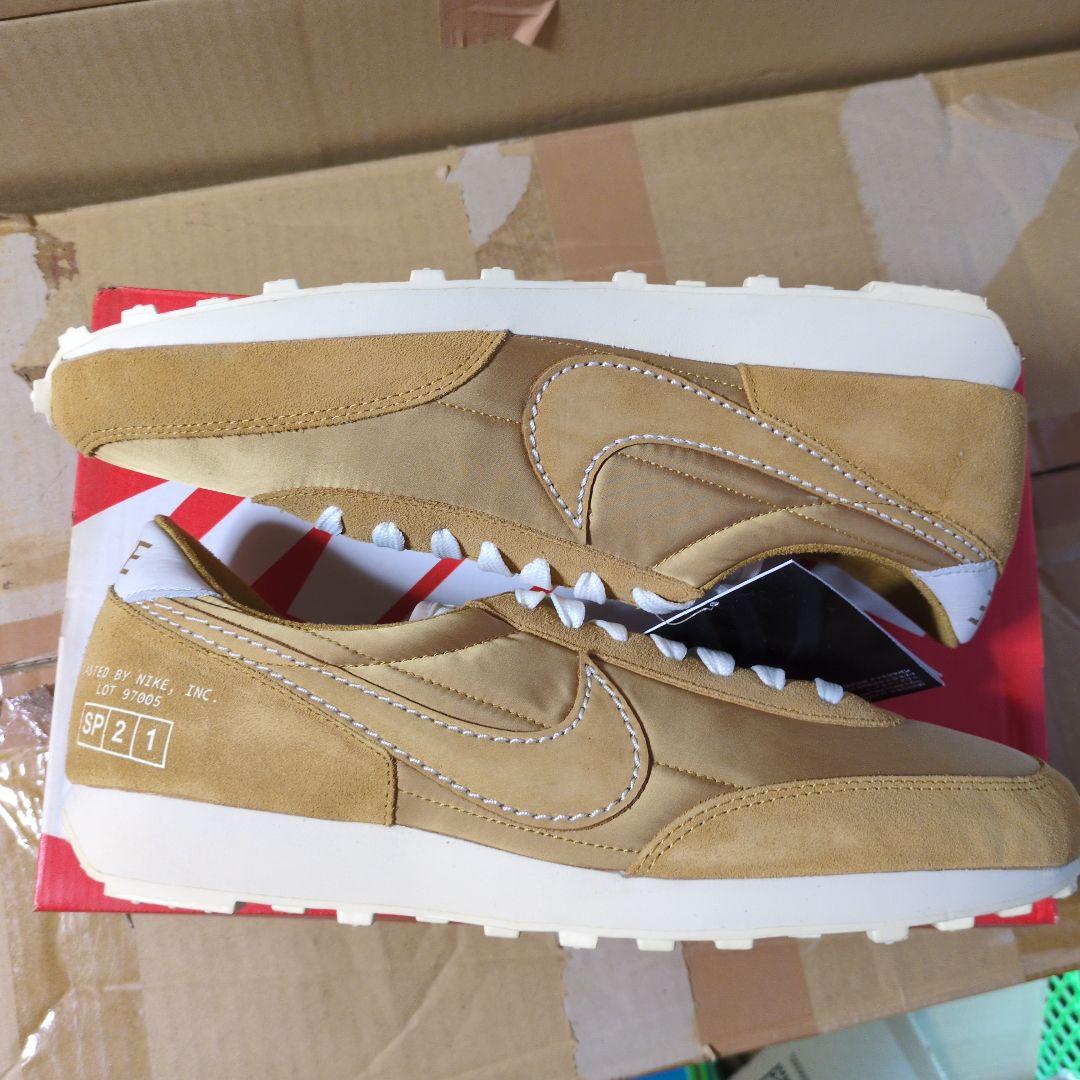 NIKE ナイキ WMNS デイブレイク