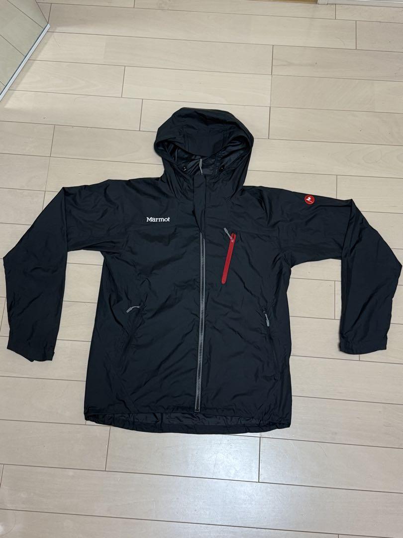 【再入荷】 Marmot ブラックジャケット フード付き - メルカリ ジャケット・アウター