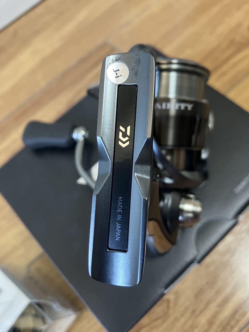 リール Daiwa AIRITY ST SF2500SS-H-QD