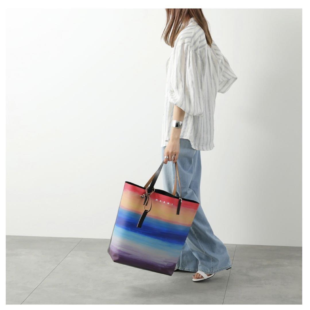 新品未使用タグ付】希少デザイン MARNI(マルニ)トートバッグ