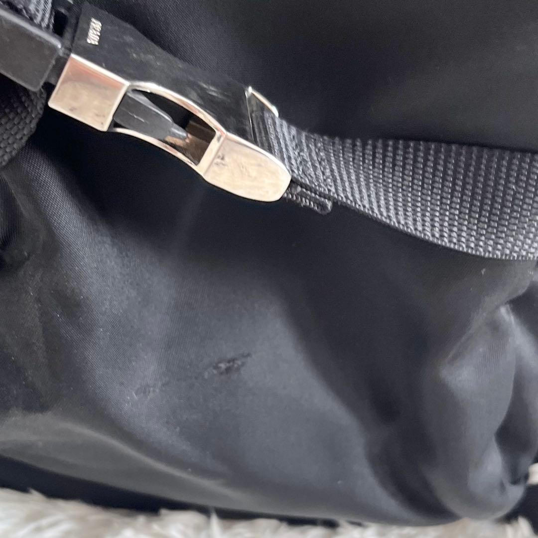 PRADA ブラック ナイロン リュック 大容量 PRADA ブラック ナイロン リュック 大容量