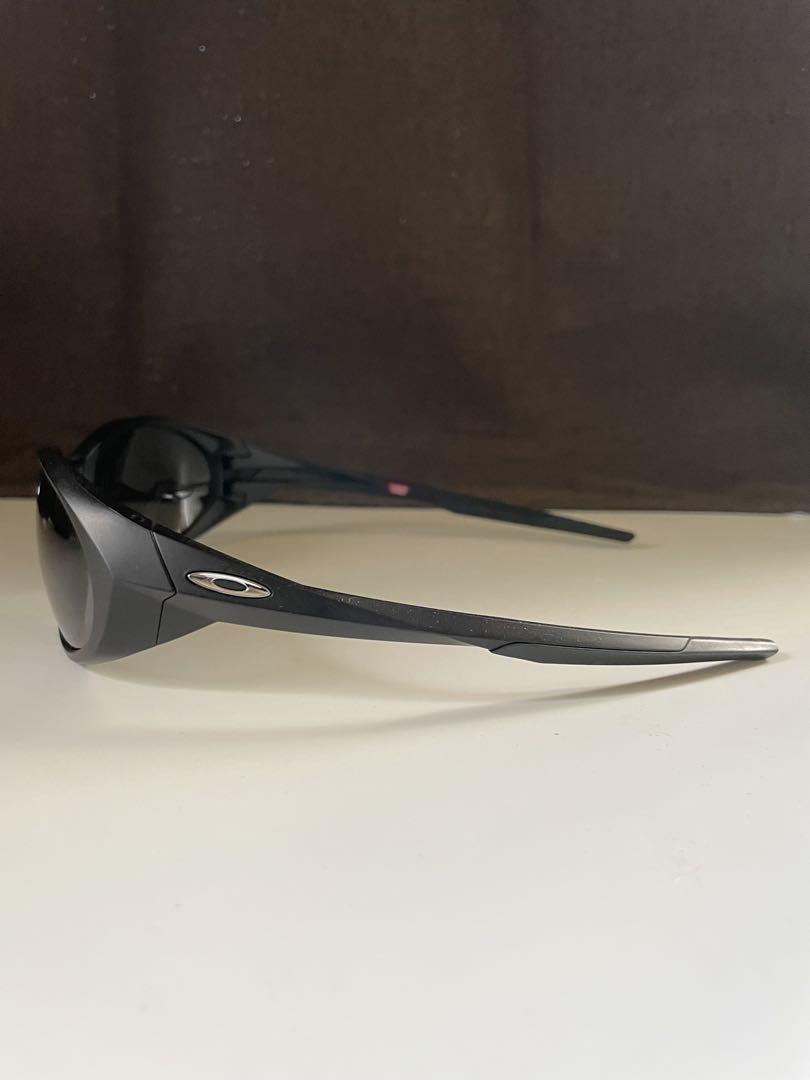 Oakley サングラス 黒 グレー レンズ スポーツタイプ