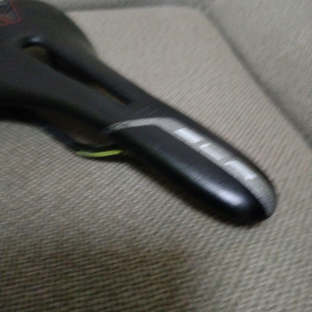 selle italia SLR カーボンレールサドル