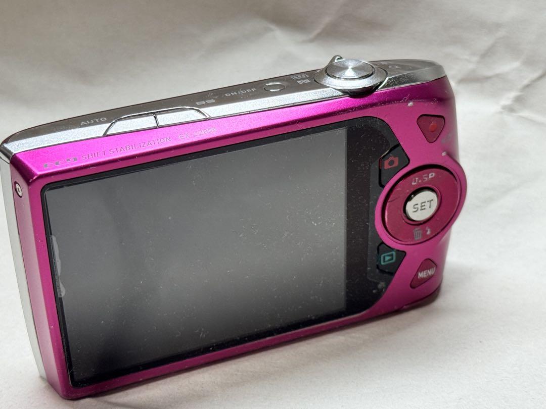 CASIO EXILIM 14.1メガピクセル コンパクトデジタルカメラ　充電器