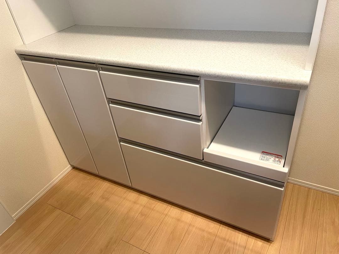 ニトリ食器棚　アルミナ2 横幅140cm