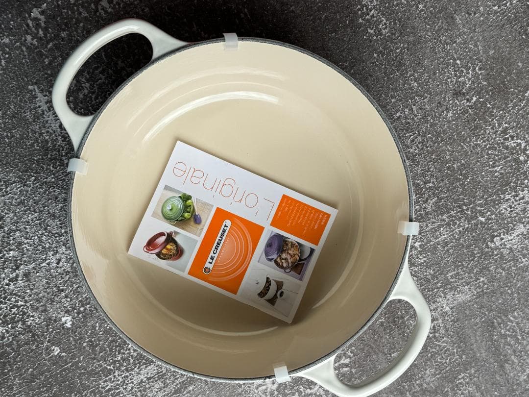 LE CREUSET ル・クルーゼ　ココットロンド　24