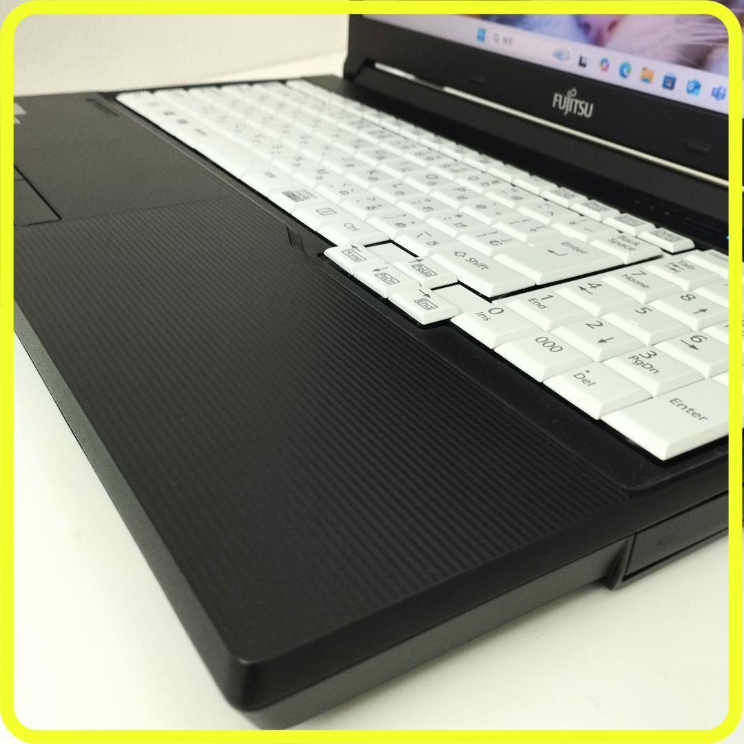 SSD256GBwindows11ノートパソコンoffice180