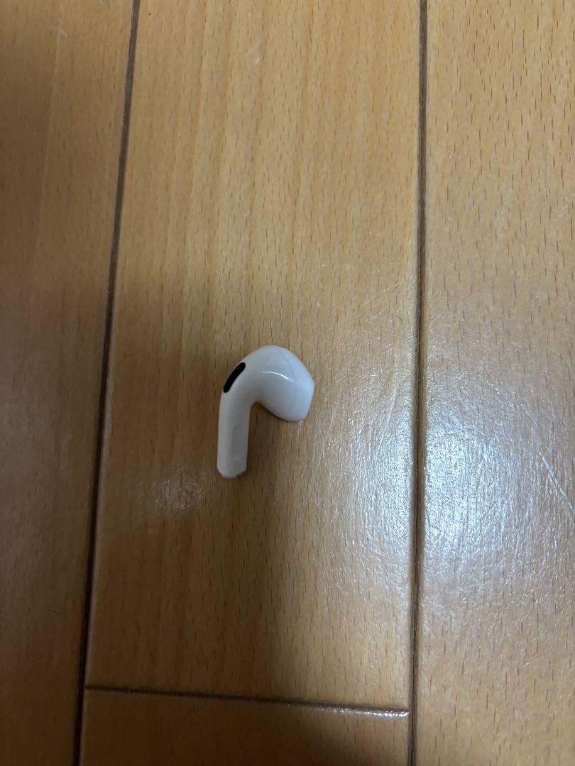 【正規品】AirPods4 片耳 右耳用