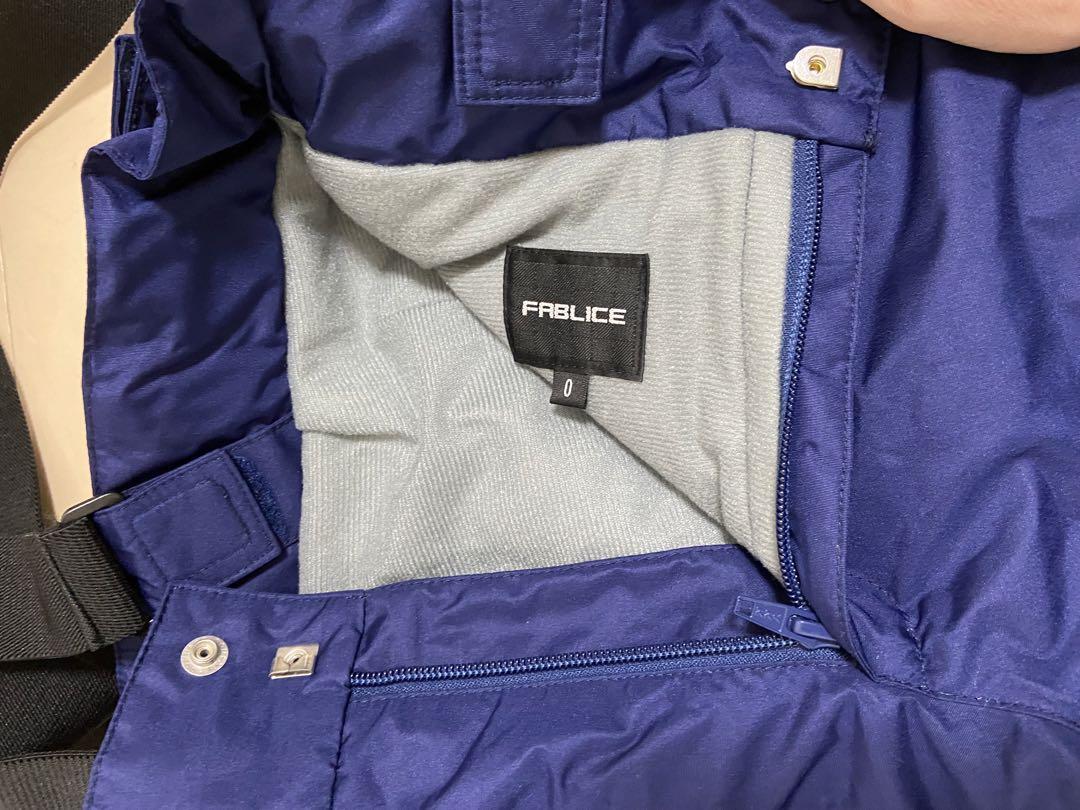 美品　FABLICEスキースノボーウェア　上下セット　おまけ付き　レディース