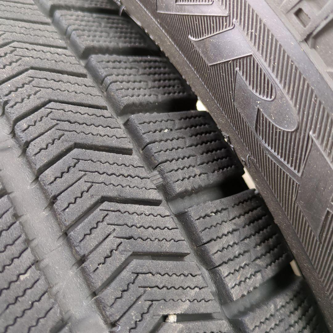 BLIZZAK VRX スタッドレスタイヤ 215/55R17 4本セット