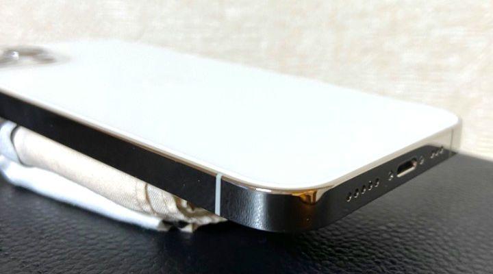 【新品同様】iPhone12PRO 256GB シルバー　SIMフリー