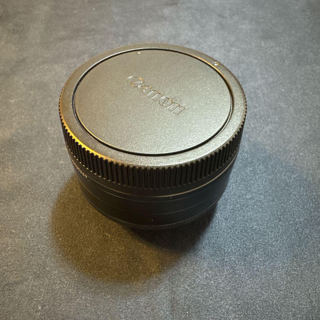 Canon EF-M 22mm 1:2 STM レンズ