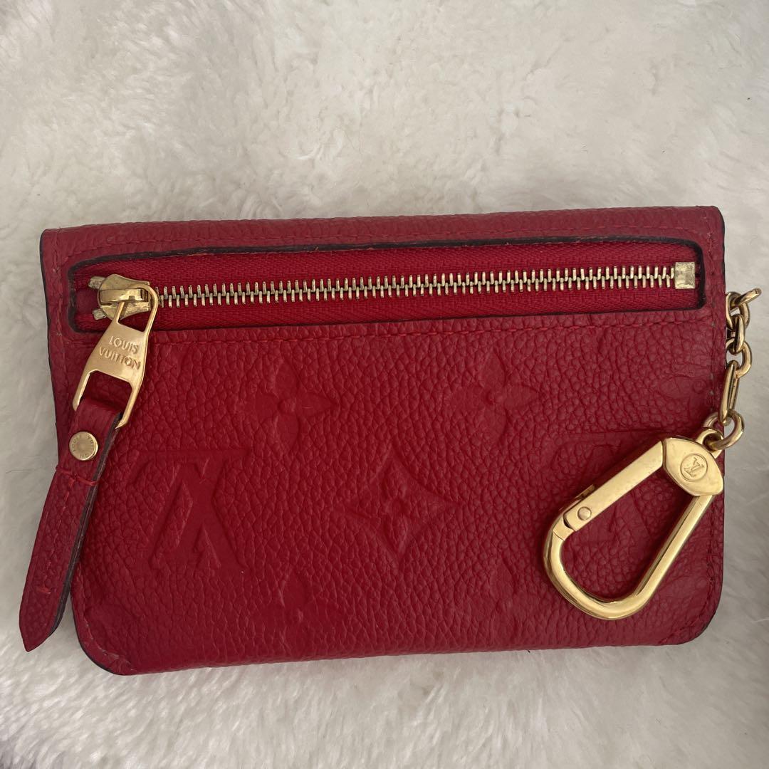 Vuitton レッドフラグメントケース