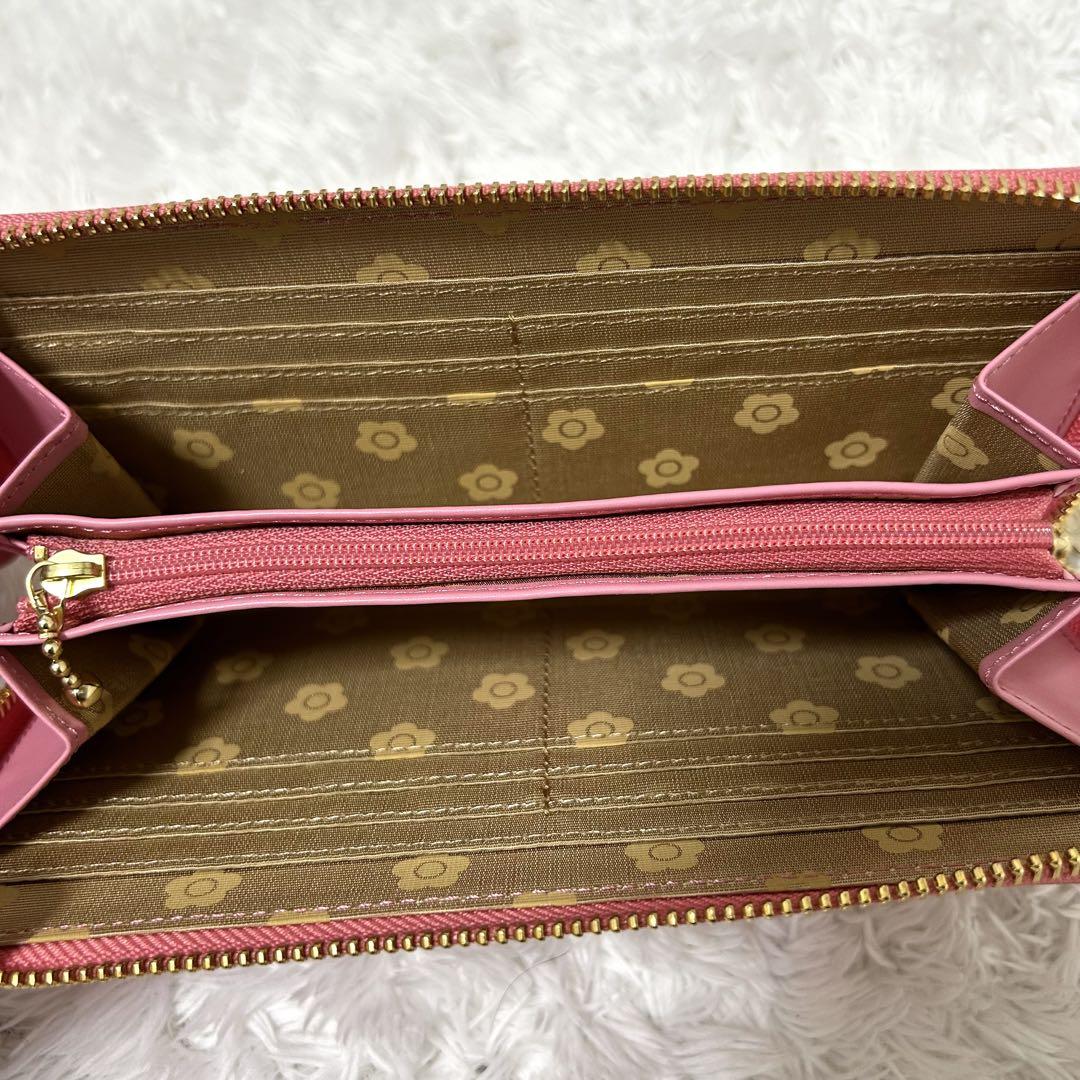 未使用✨　MARY QUANT マリークワント　長財布　ラウンドジップ　ピンク