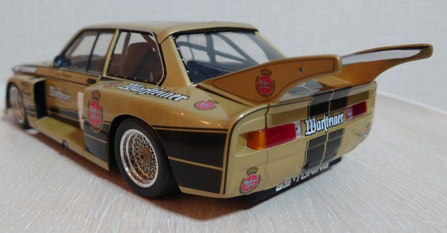 ミニチャンプ BMW 320i ゴールドミニカー 1/18