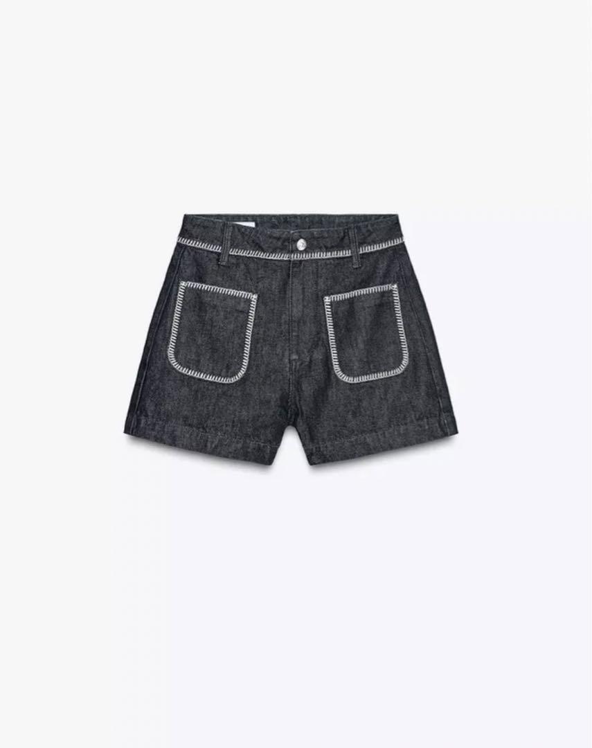 ZARA デニムショートパンツ、コントラストステッチ刺繍入り ZARA ザラ デニムショートパンツ、コントラストステッチ刺繍入り