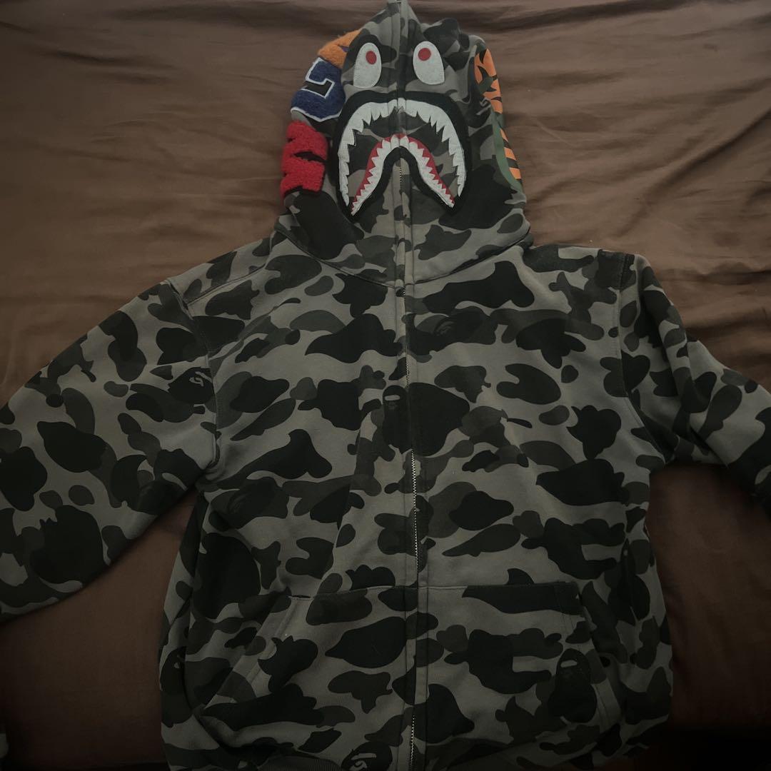 A Bathing Ape 迷彩シャークパーカー - メルカリ
