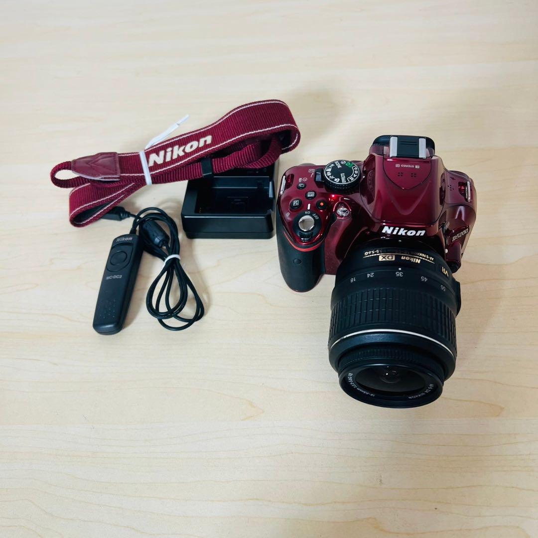 【希少カラー】 Nikon 一眼レフ カメラ ニコン D5200 デジタルカメラ