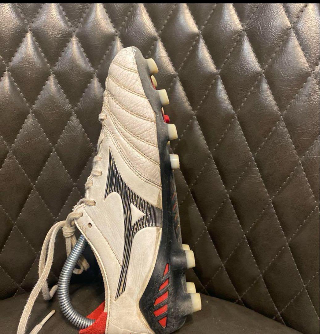 Mizuno サッカースパイク ホワイト/レッド 収納袋付き