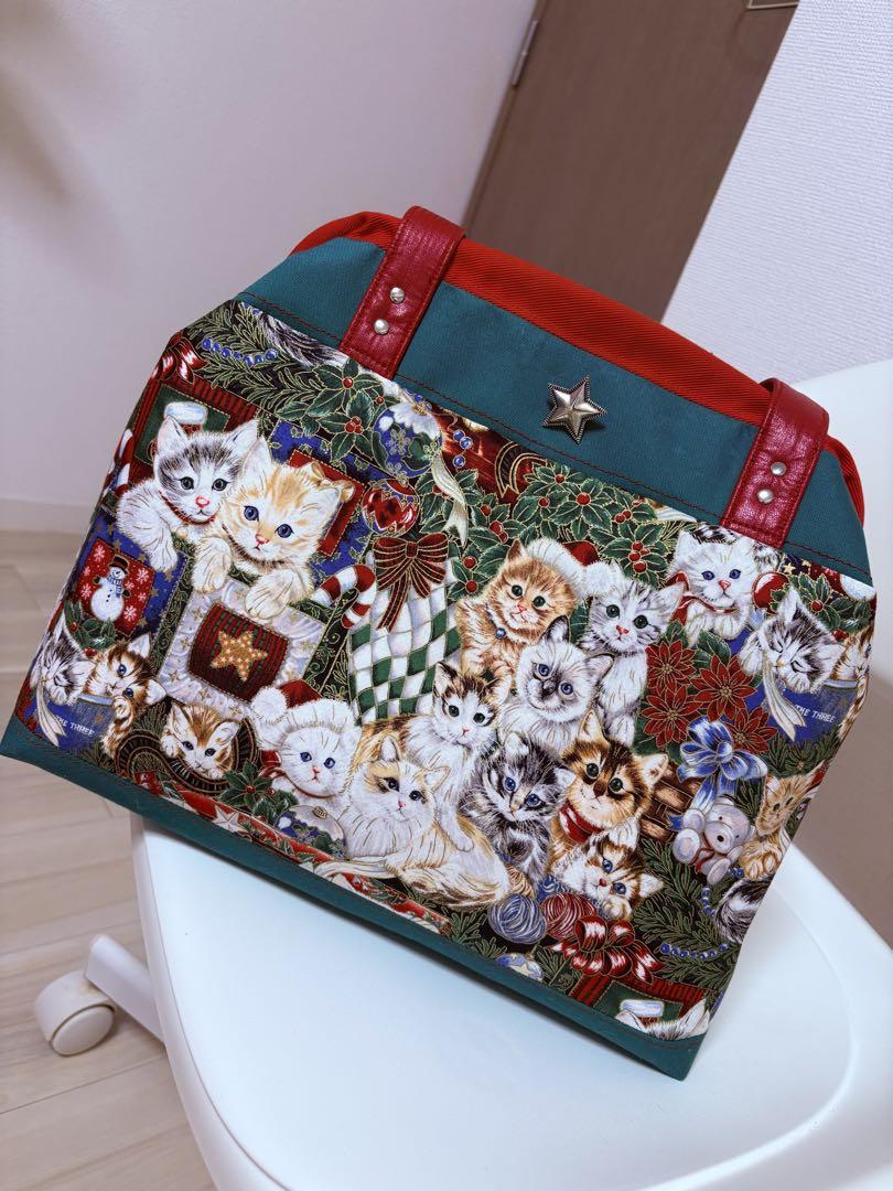 クリスマス猫柄☆パカっと開く口金☆トートバッグ☆大サイズ