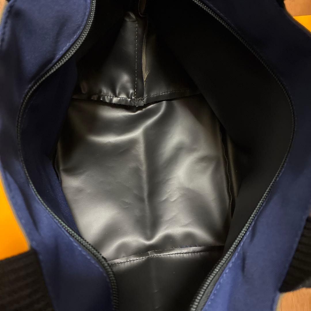 エルベシャプリエ 1027N(ナイロン舟型トートM) トープ×ブルーニュイ エルベシャプリエ 1027N(ナイロン舟型トートM) トープ×ブルーニュイ