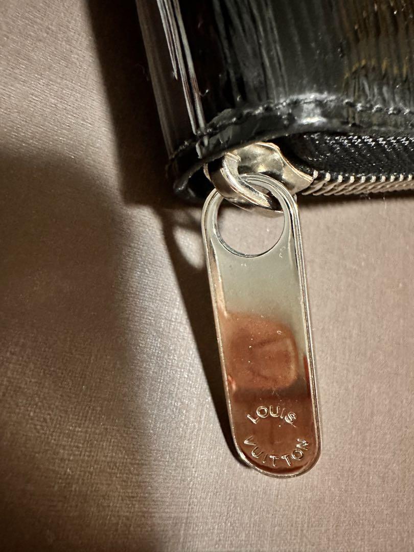 小物 LOUIS VUITTON LV ZIPPY WALLET