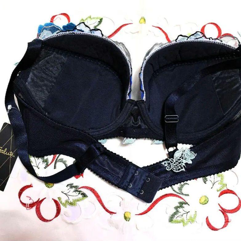 新品・タグ付き☆ワコール☆サルート☆０６G・ベトナムの花嫁☆ＫＯ☆Ｆ７５ 新品・タグ付き☆ワコール☆サルート☆06G・ベトナムの花嫁