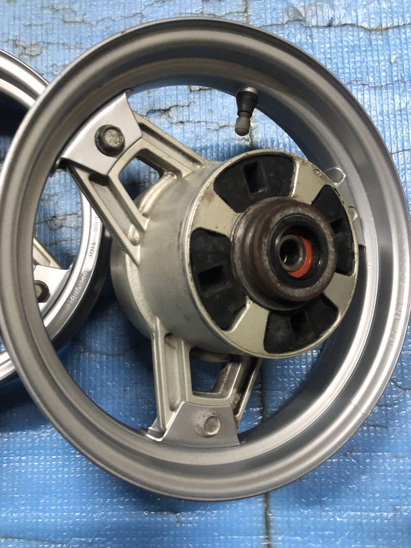 CF50/70シャリー 角目　6V/12V 純正ホイール前後＊送料込み＊レストア