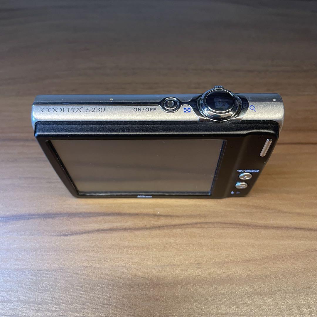 正常動作品〉Nikon COOLPIX S230