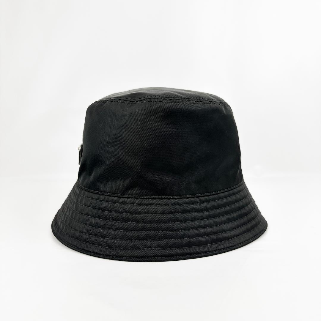 美品　PRADA プラダ　ナイロン　バケットハット　ブラック　2HC137