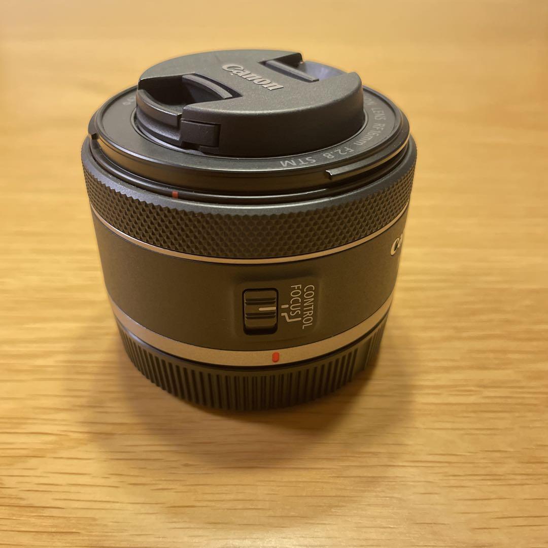 Canon RF 16mm F2.8 STM レンズ＋フード