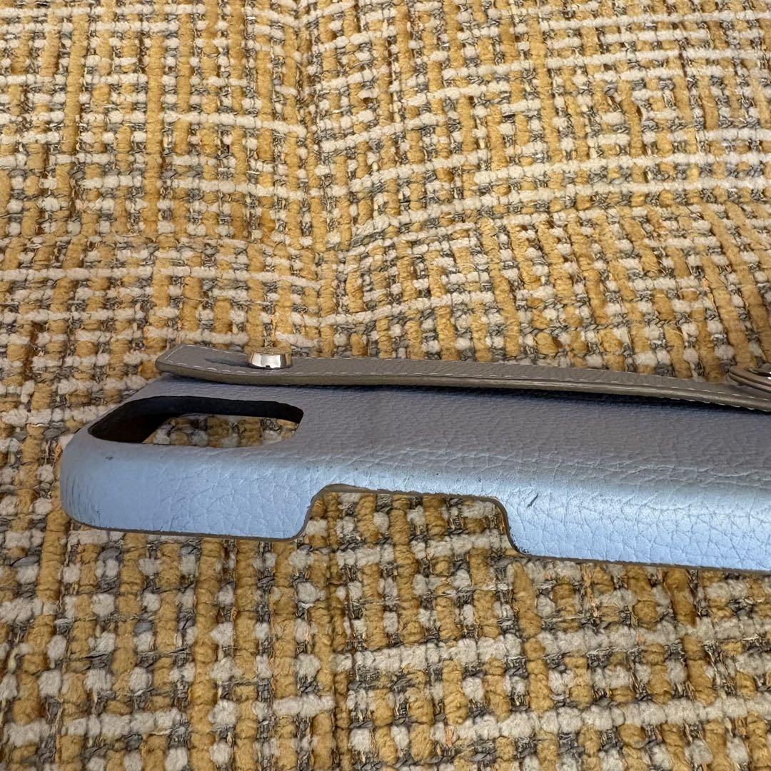 ボナベンチュラ iPhone14ハンドル付きバックカバーケース シュリンクレザー