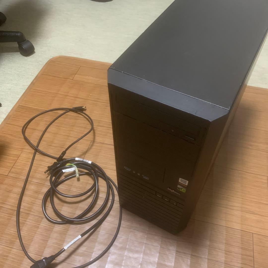 ゲーミングデスクトップ 黒