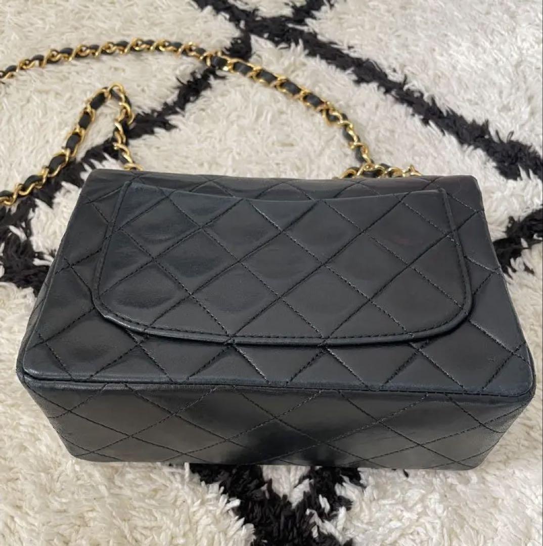 CHANEL