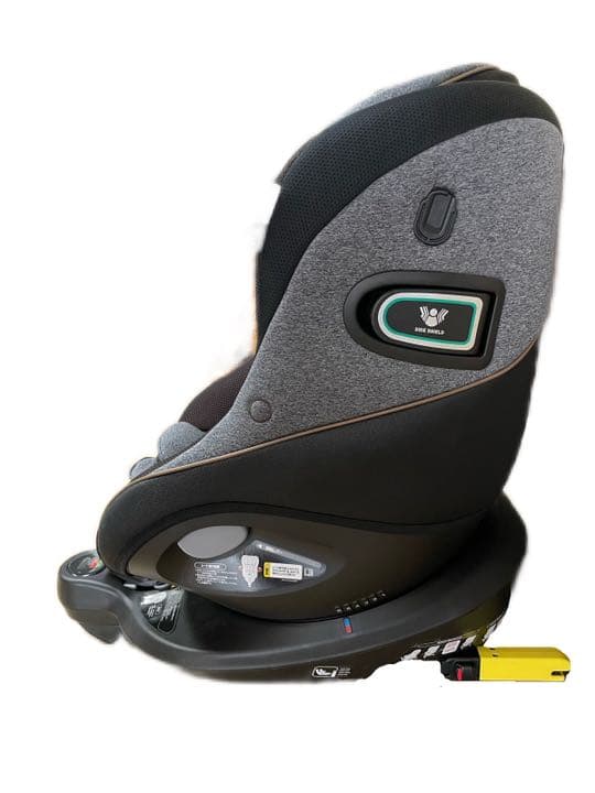 アップリカクルリラプロテクトのチャイルドシート 〈R129〉