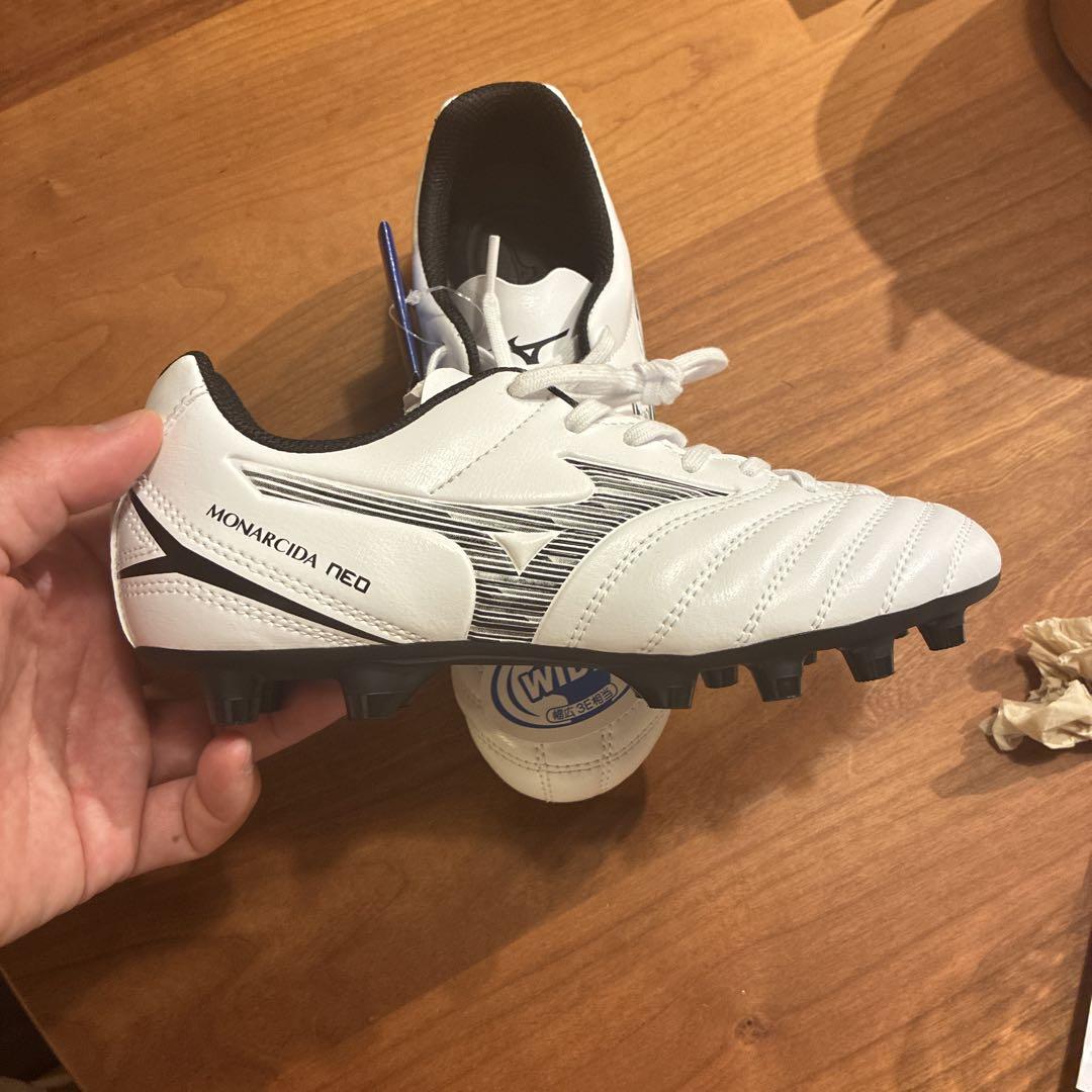 Mizuno Monarcida Neo スパイク　新品未使用　22.5センチ