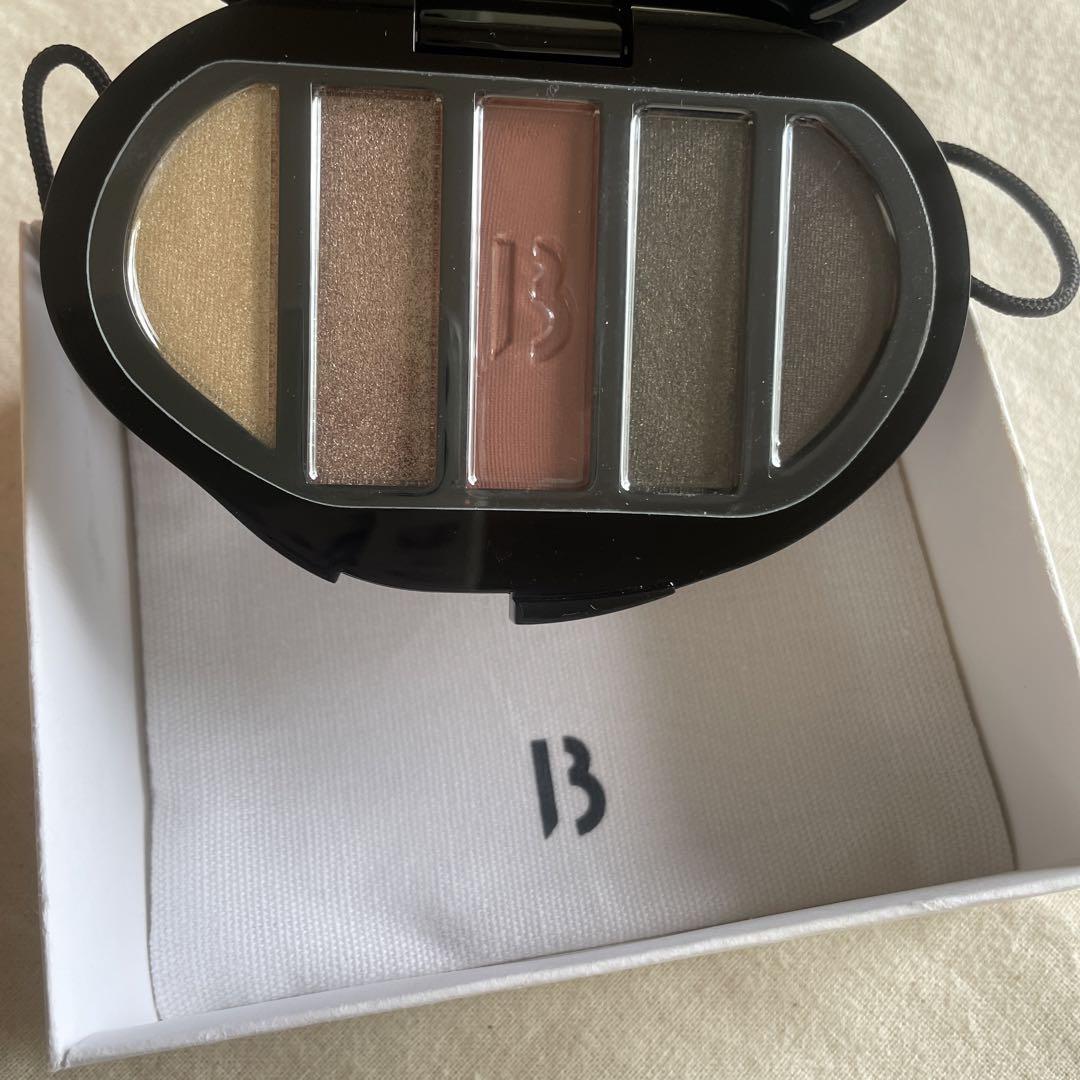 BYREDO アイシャドウ