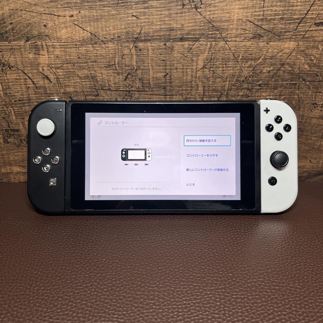 【美品】カスタムJoy-con　WHITE×BLACK COOLモノトーン 美品】カスタムJoy-con WHITE×BLACK COOLモノトーン