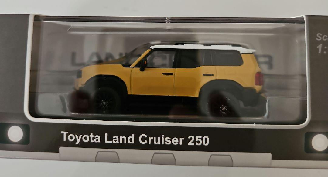 1/64 ランドクルーザー プラド Toyota LC250 Prado