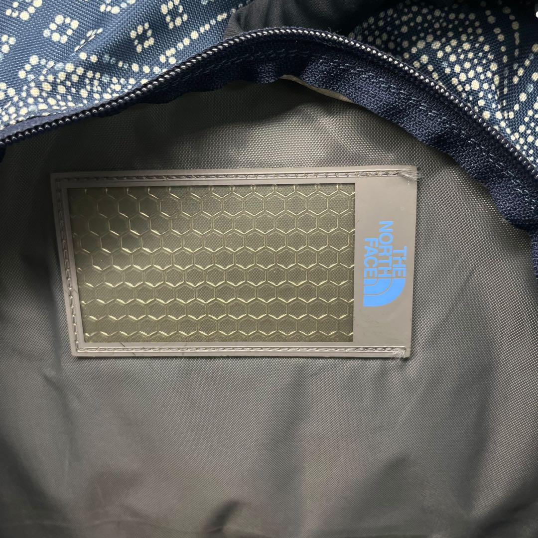 美品✨THE NORTH FACE ノースフェイス リュック キッズ バンダナ柄